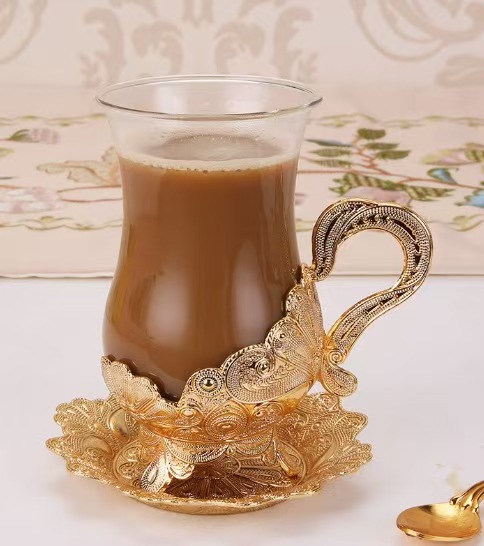युरोपियन क्रिएटिव्ह स्मॉल लक्झरी उच्च-अंत एक्सपोजिट सॉसर टीपअप होम सेट